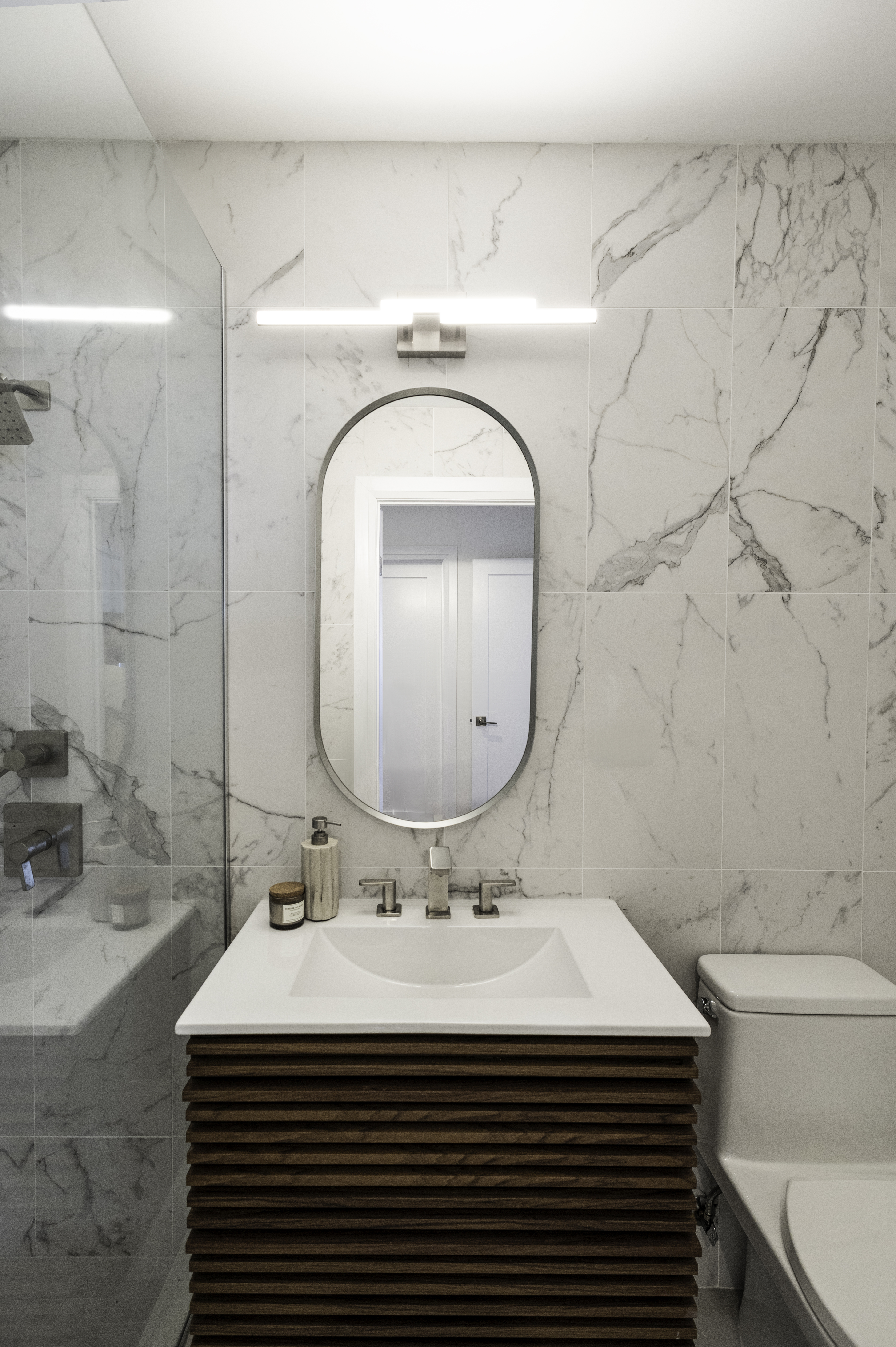 Queens Blvd Apartment bathroom